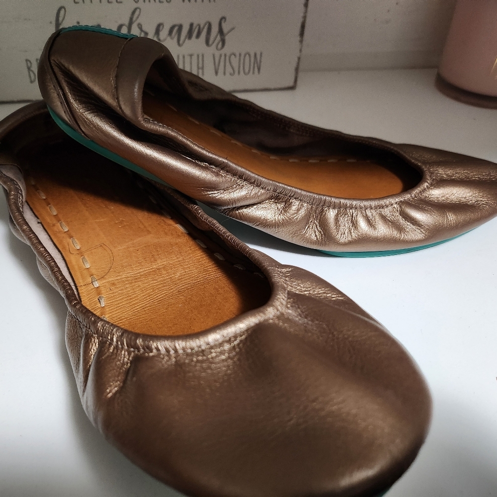 Authentic Tieks Bronze Ballerina Flats (No Bag Or Box)